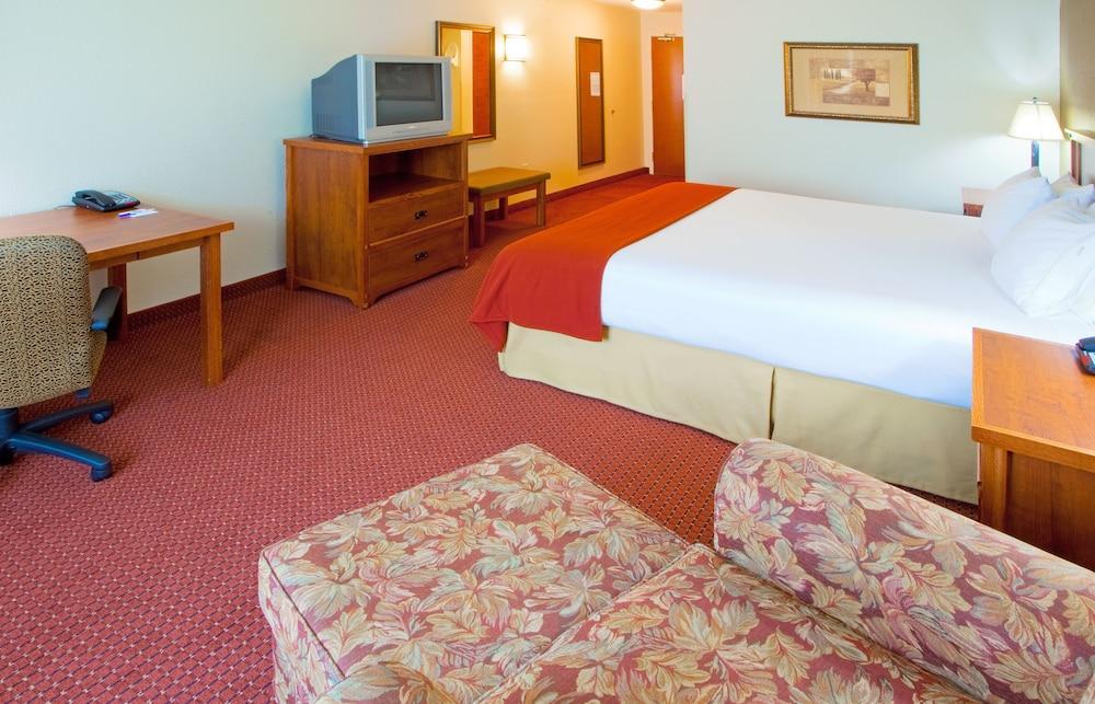 Holiday Inn Express Hotel & Suites Weston By Ihg Екстериор снимка
