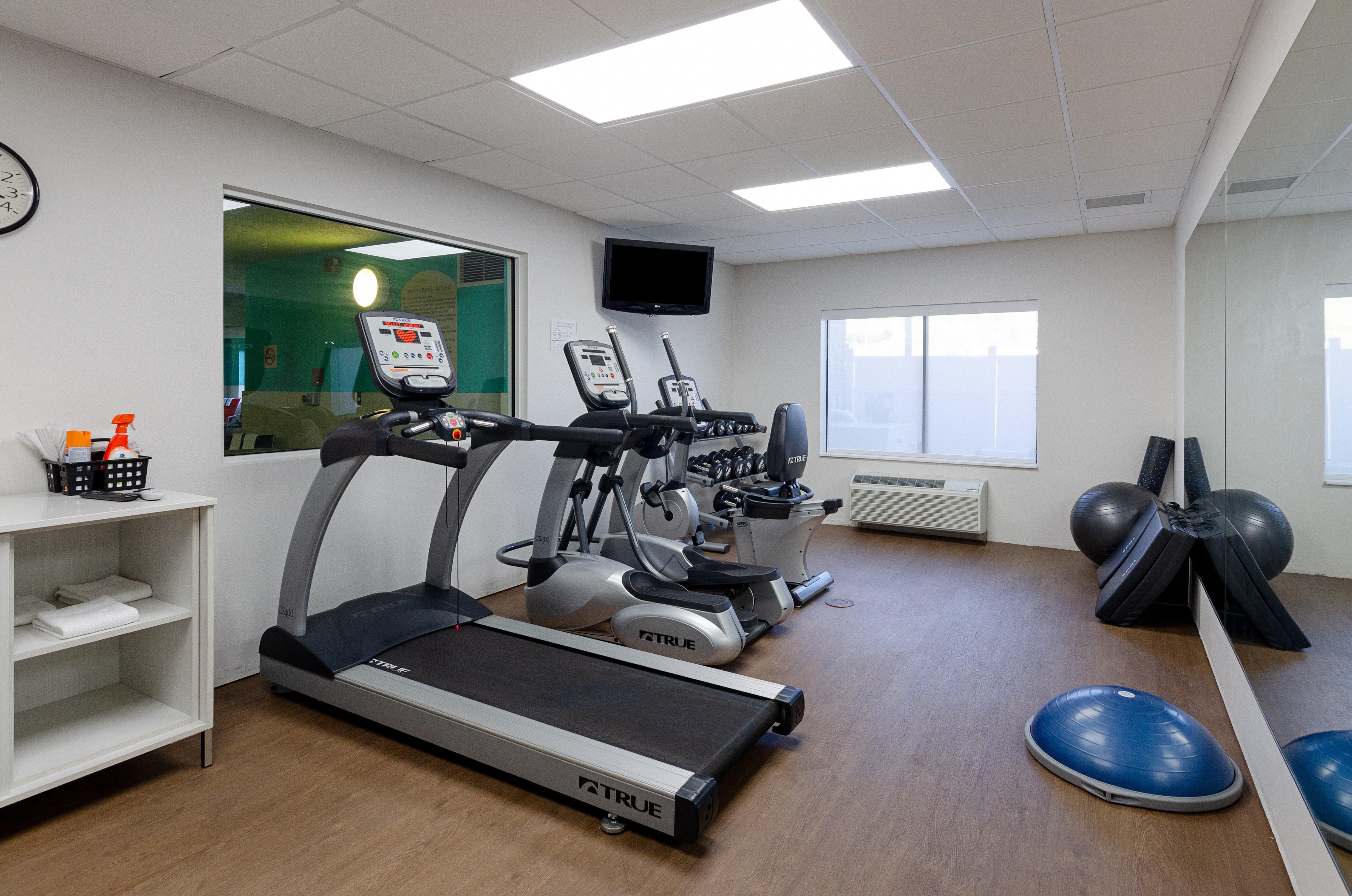 Holiday Inn Express Hotel & Suites Weston By Ihg Екстериор снимка