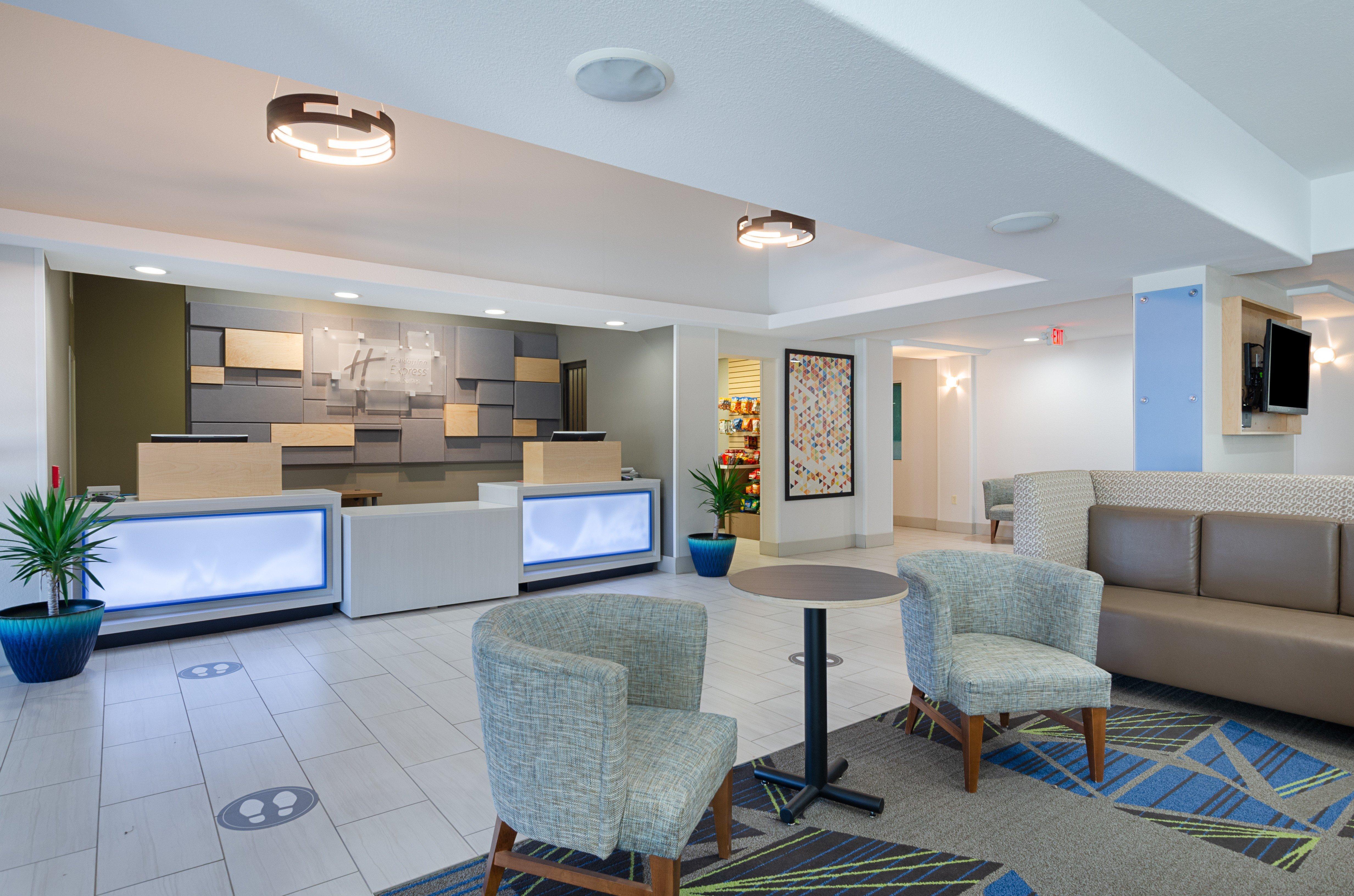 Holiday Inn Express Hotel & Suites Weston By Ihg Екстериор снимка