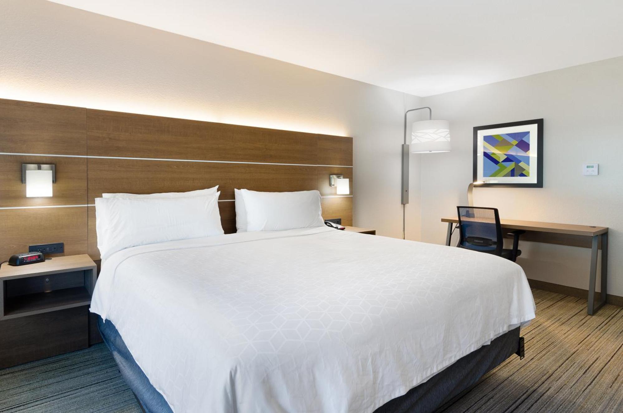 Holiday Inn Express Hotel & Suites Weston By Ihg Екстериор снимка