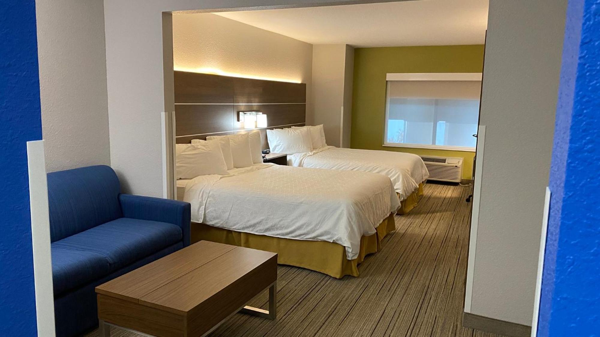 Holiday Inn Express Hotel & Suites Weston By Ihg Екстериор снимка